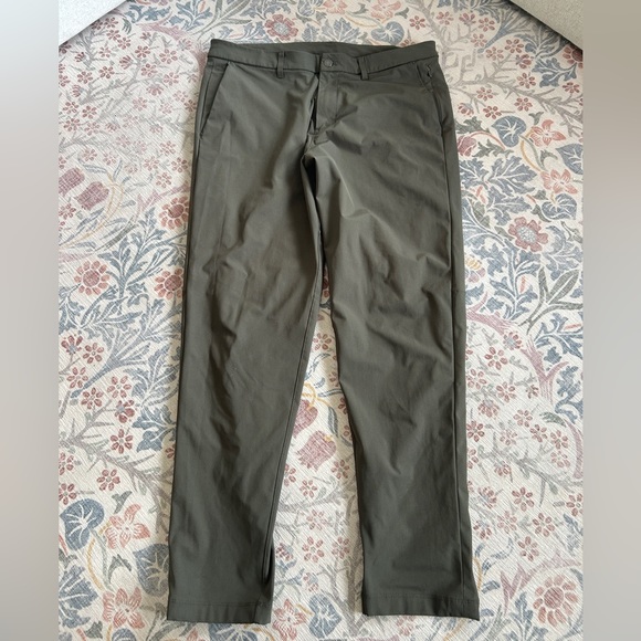 lululemon athletica Other - Men’s LuluLemon Like New Pant 38